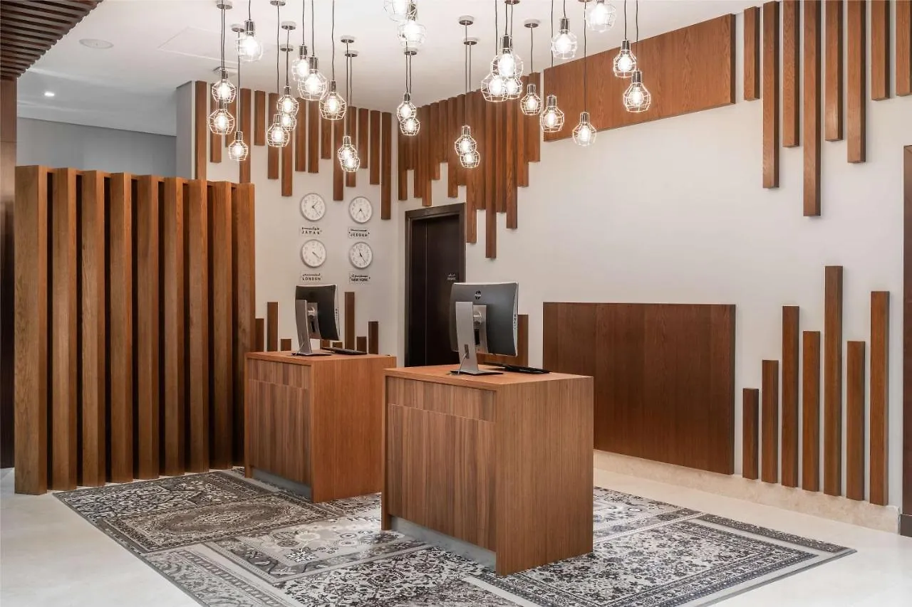 Park Inn By Radisson Jeddah Madinah Road מלון