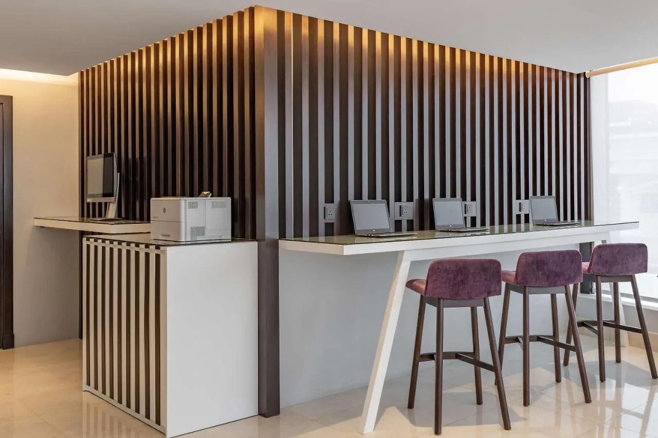 Park Inn By Radisson Jeddah Madinah Road ערב הסעודית