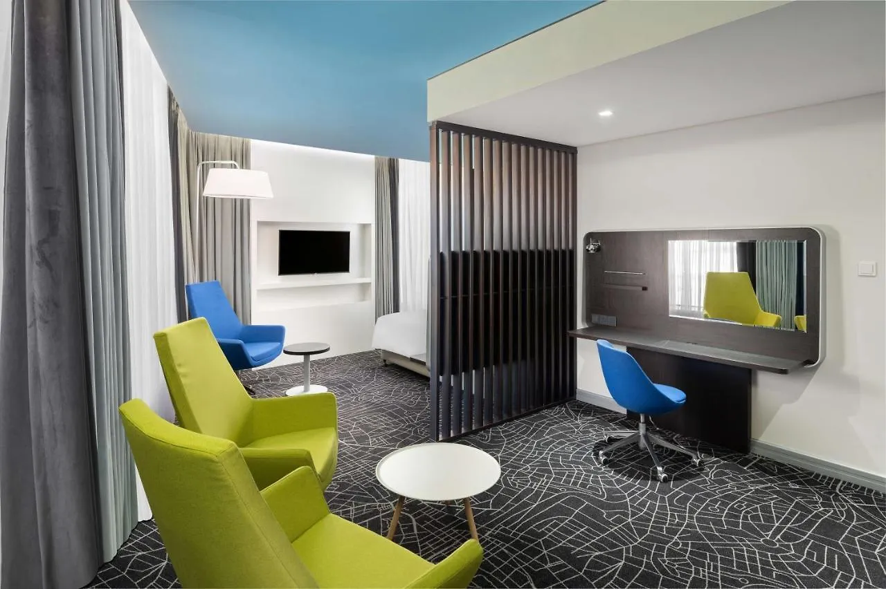 Park Inn By Radisson Jeddah Madinah Road מלון