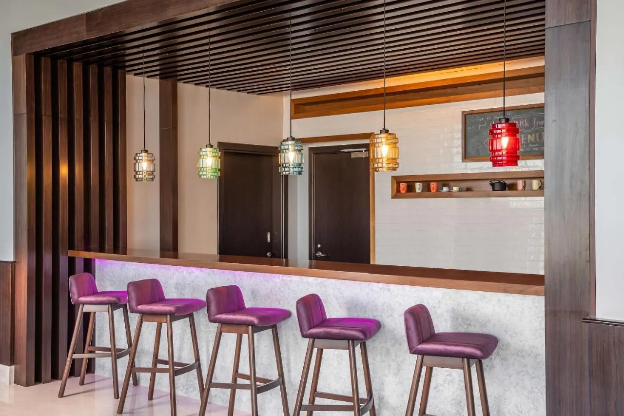 Park Inn By Radisson Jeddah Madinah Road 4*,
